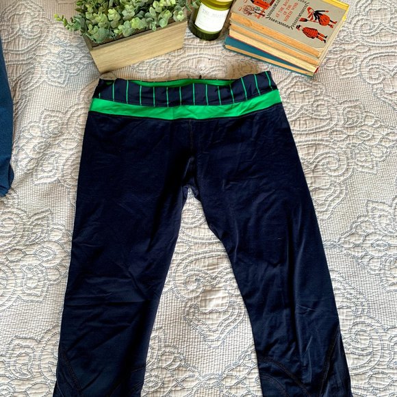 Lululemon Navy/Green Leggings - Picture 1 of 3